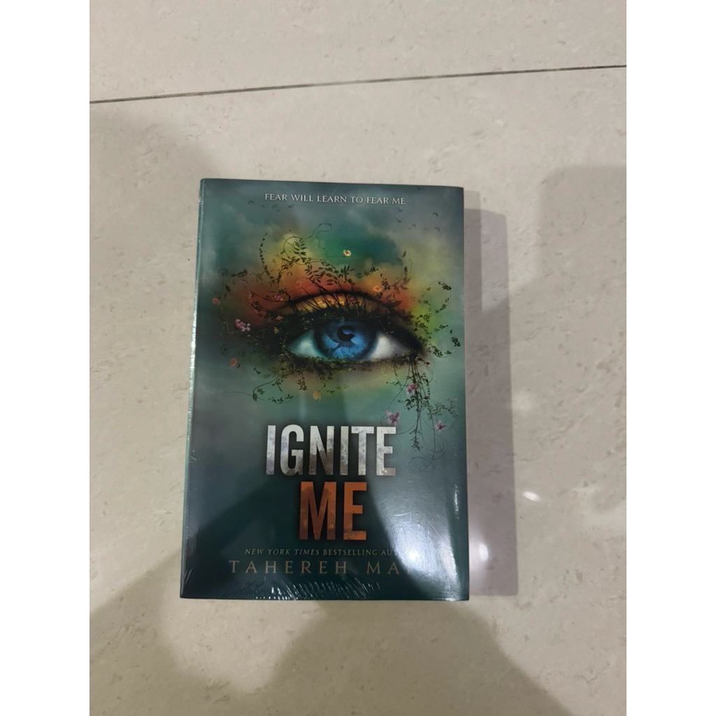 NOVEL IGNITE ME ( versi english)