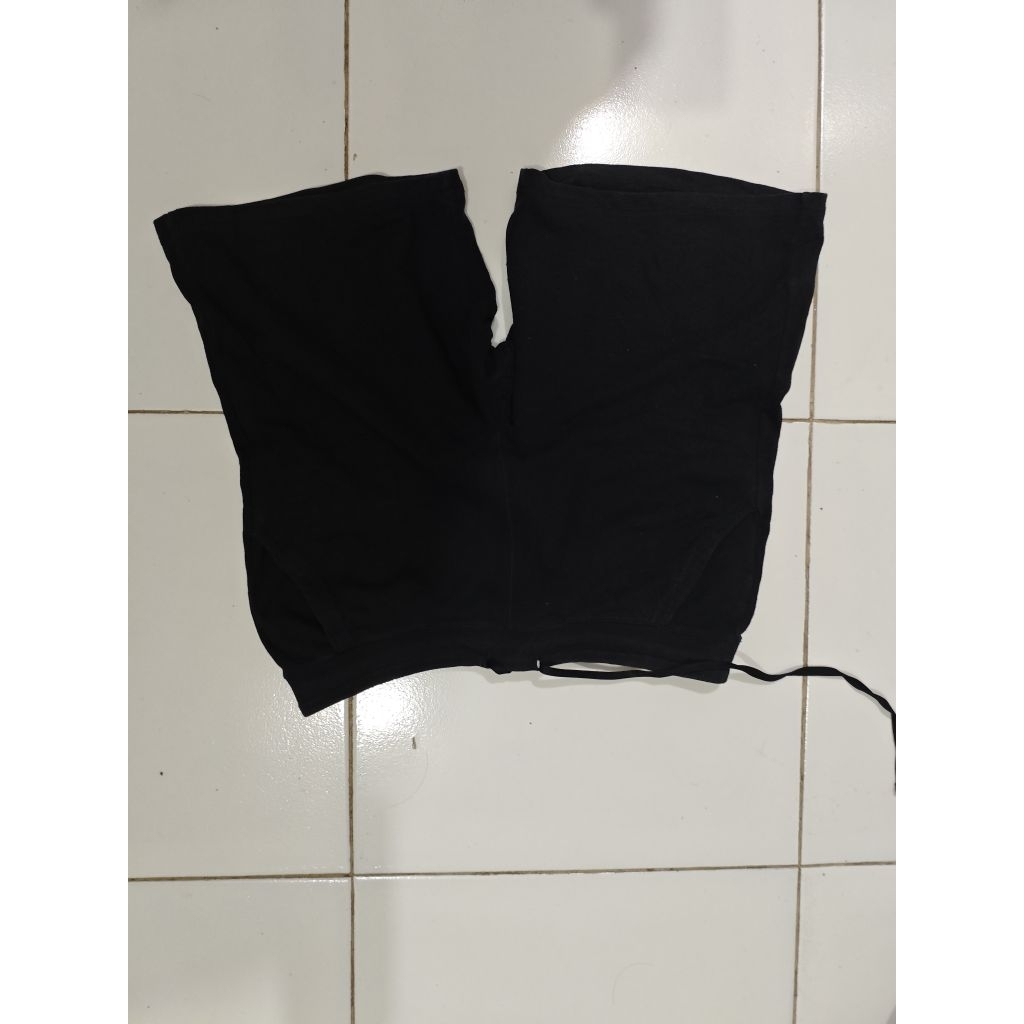 celana uniqlo katun pendek second preloved