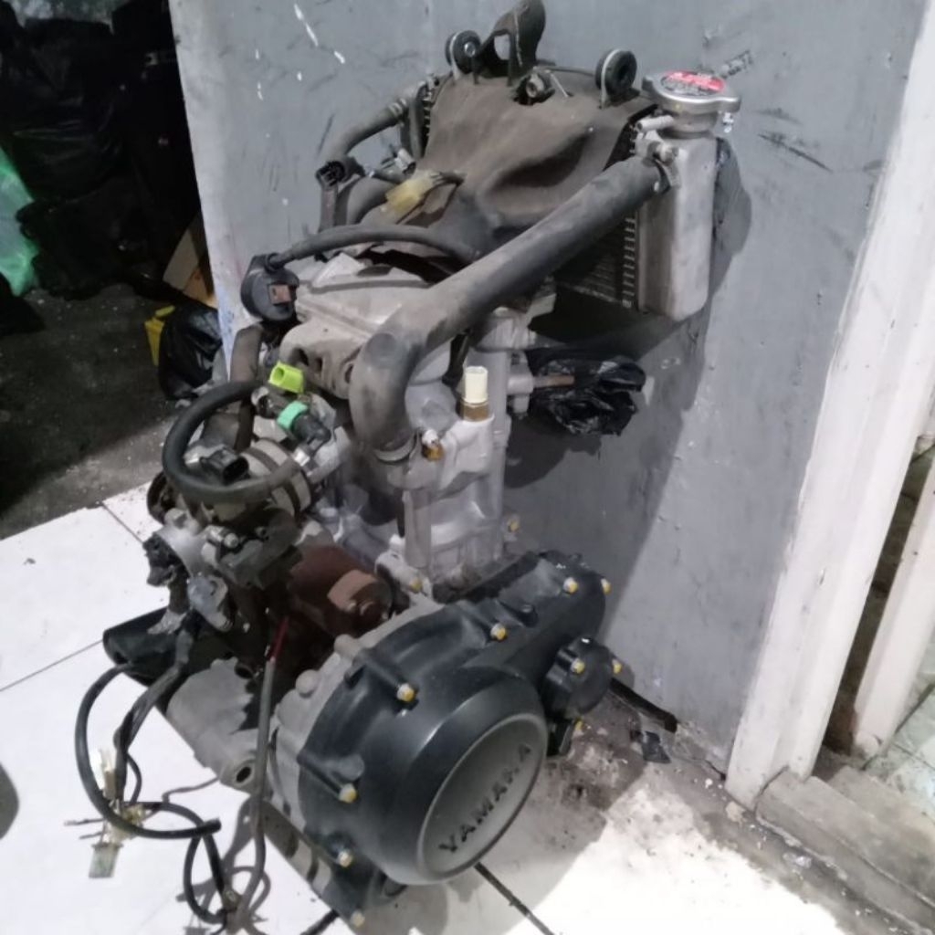 mesin xabre / r15v2 6speed fulset mesin + TB + radiator pnp vixion original copotan