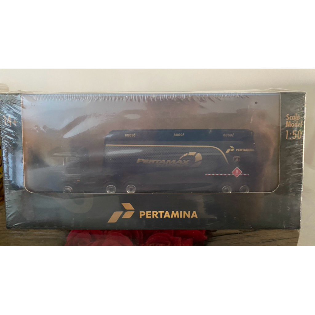 DIECAST TRUCK OFFICIAL PERTAMINA MERCH