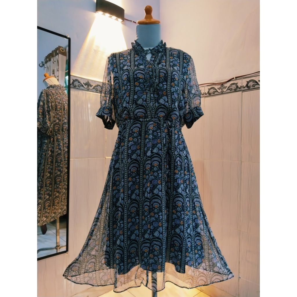 Dress sifon motif lembut