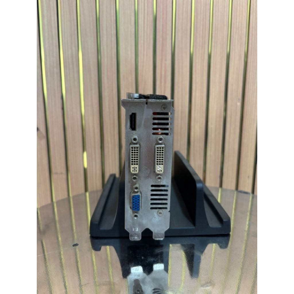 GTX PALIT GTX 460 1GB DDR5 256BIT 6 DUAL PIN POWER MULUS BERGANSI