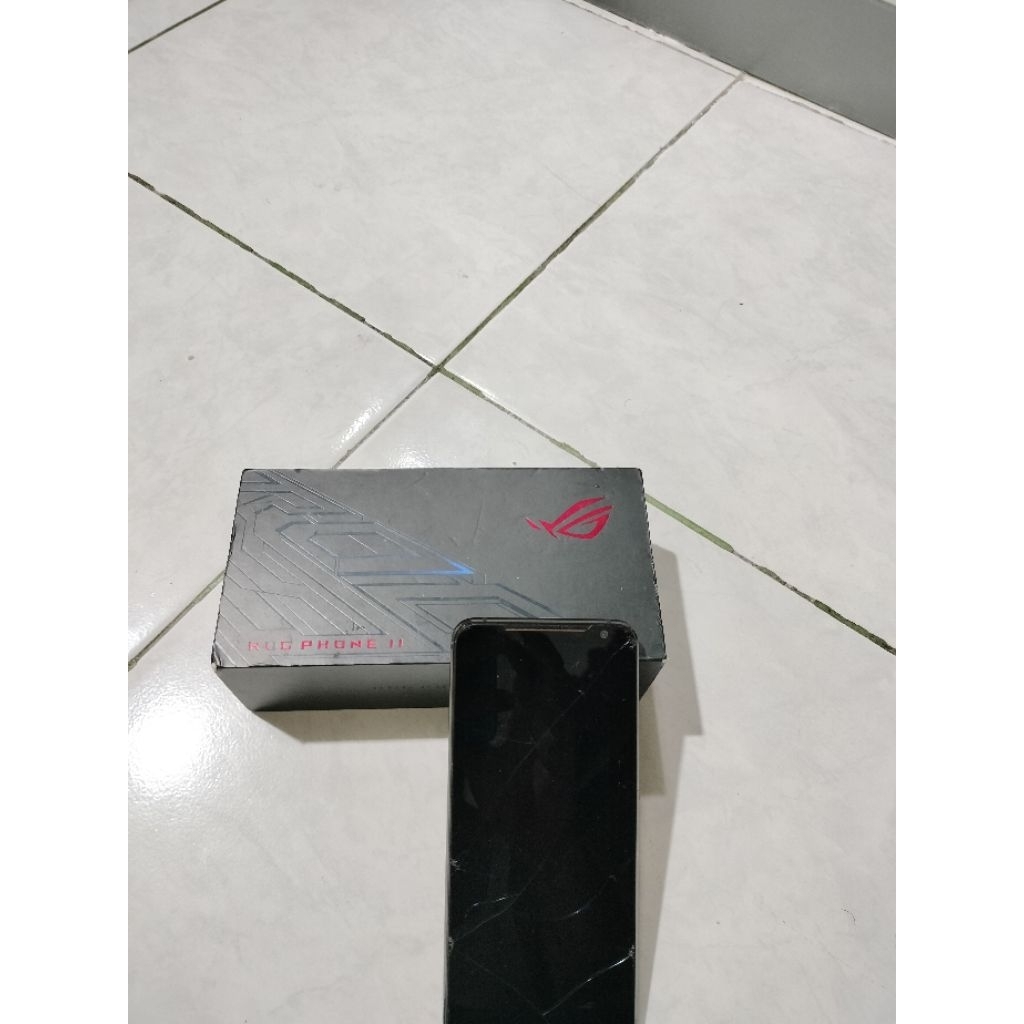 Asus ROG Phone 2 8/128 Matot