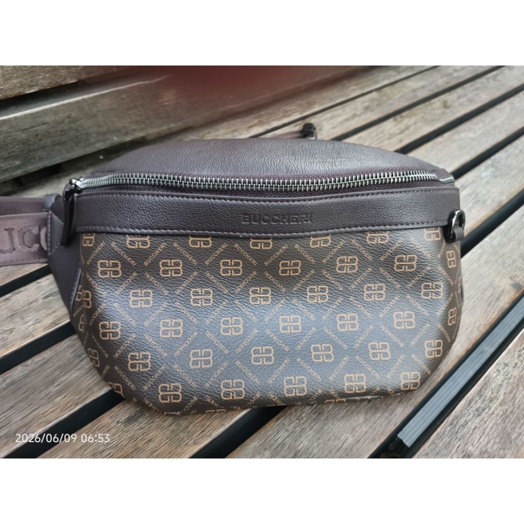 waist bag buccheri