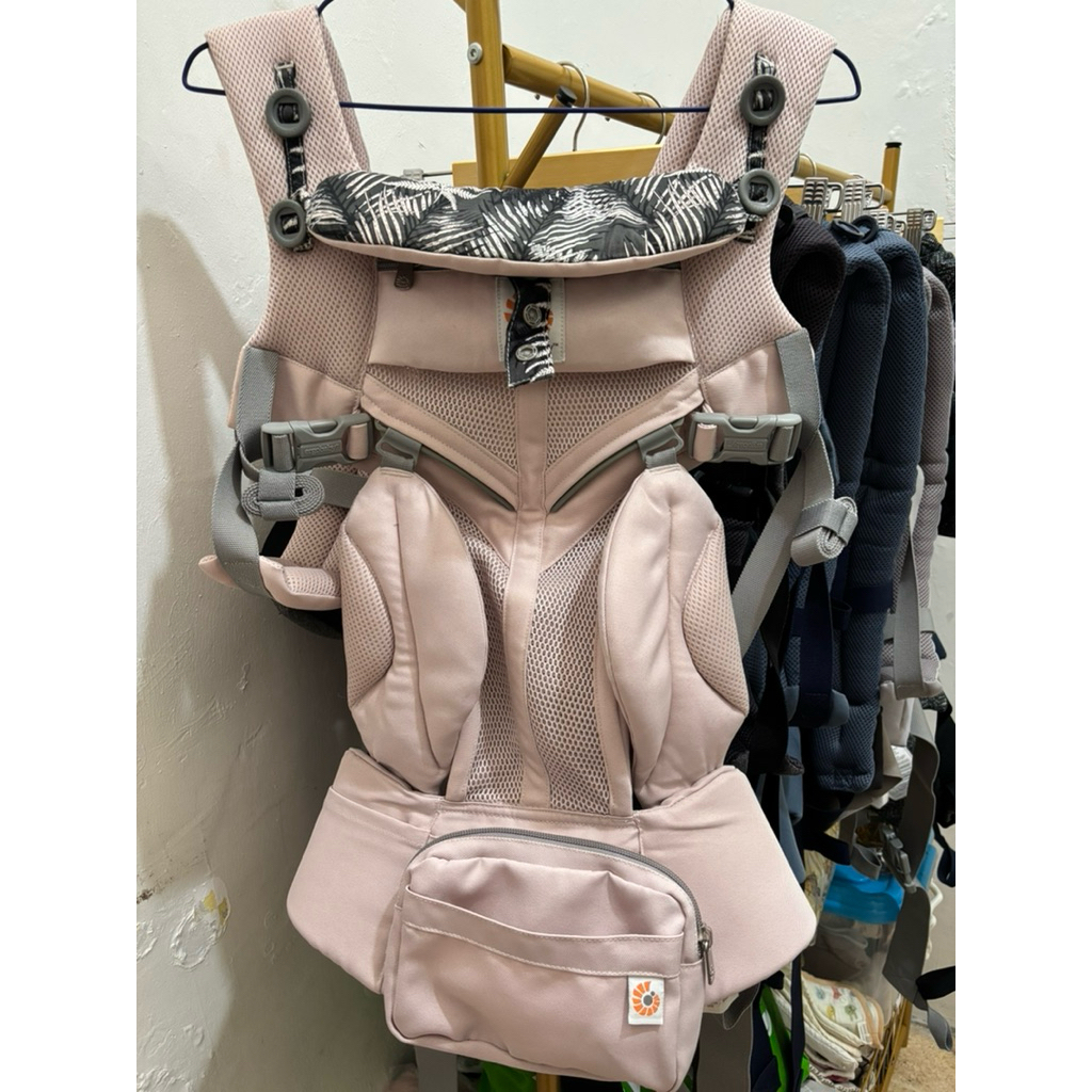 PRELOVED ERGOBABY OMNI 360 COOLAIRMESH MAUI