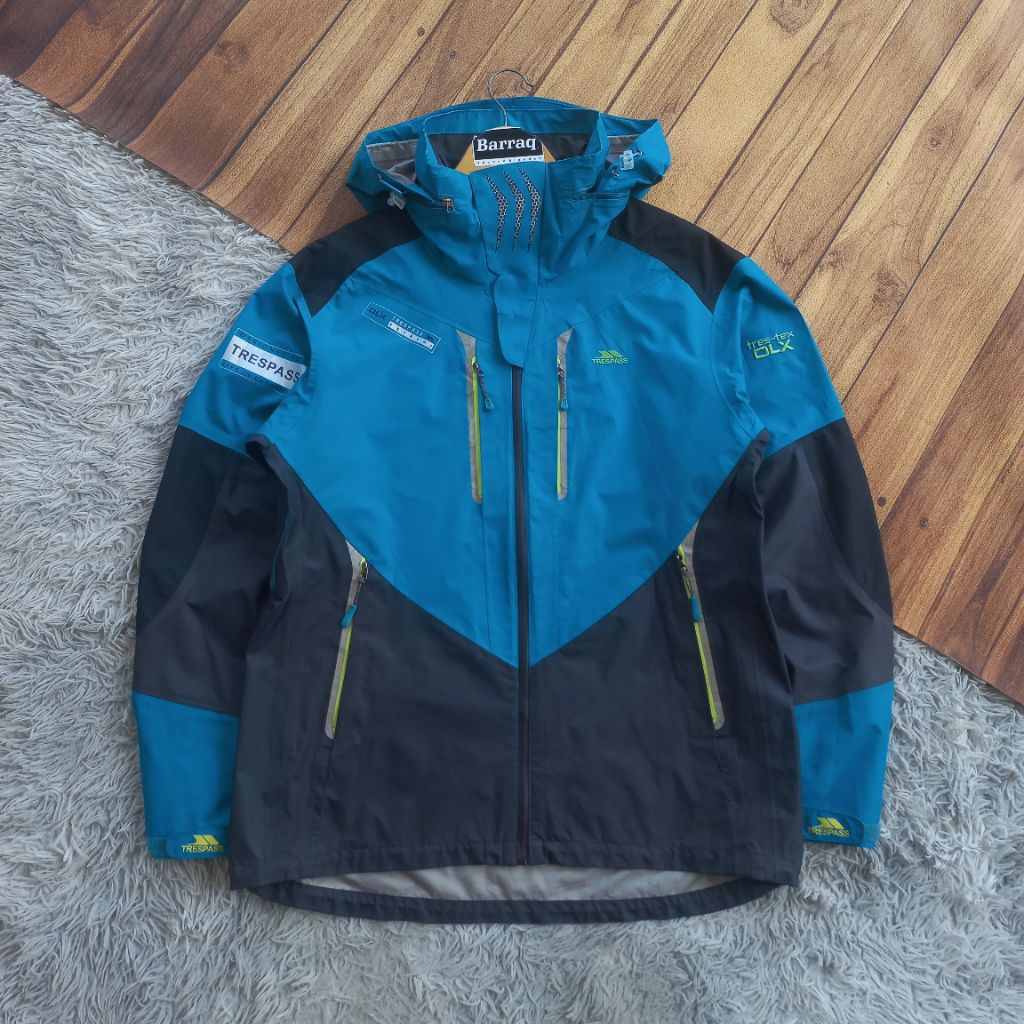 Jaket Outdoor Trespass Trestex DLX 3 Layer Blocktech NOT gorpcore goretex running sports lightweight