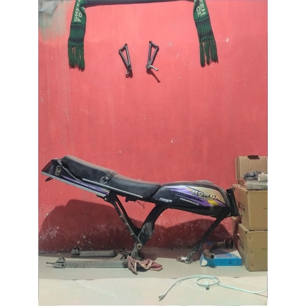 body set GL kotak prei rangka