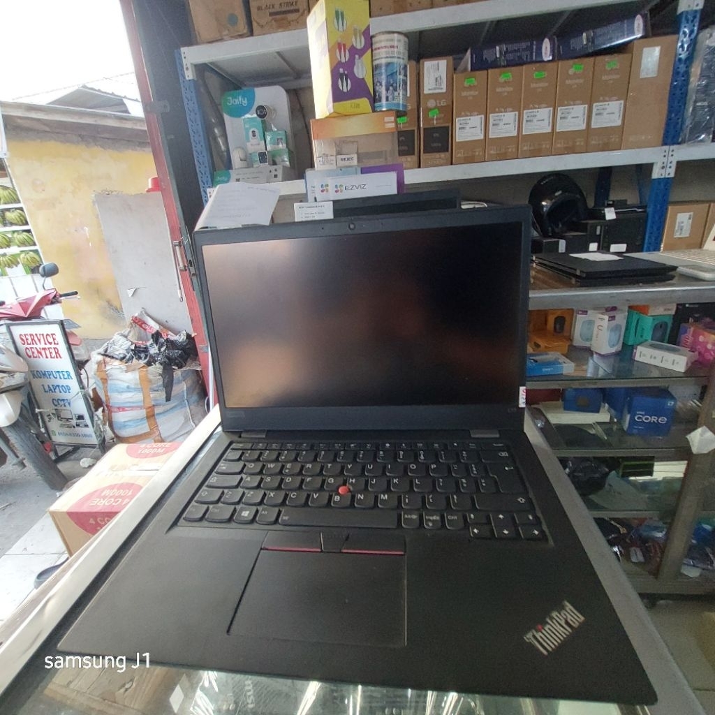 Laptop Lenovo Thinkpad i5 gen 10 siap pakai