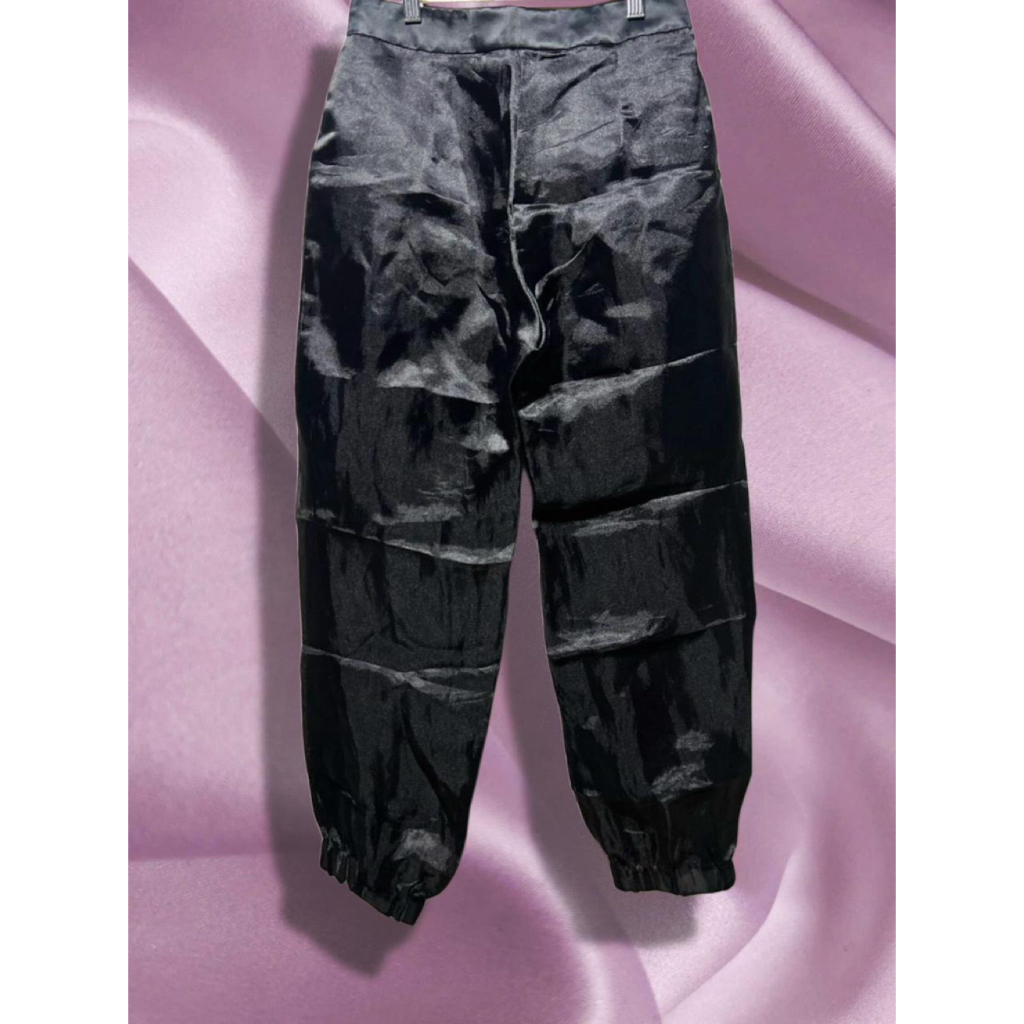 Amanda Hartanto Women Jogger Pants