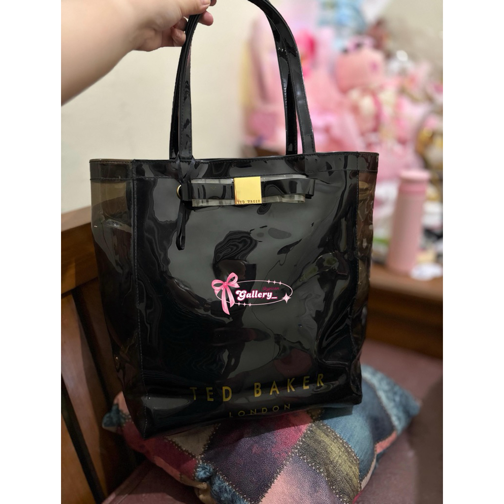 Tote Ted Baker