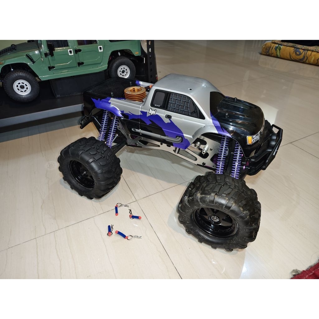 HPI Savage 25 With engine novarossi