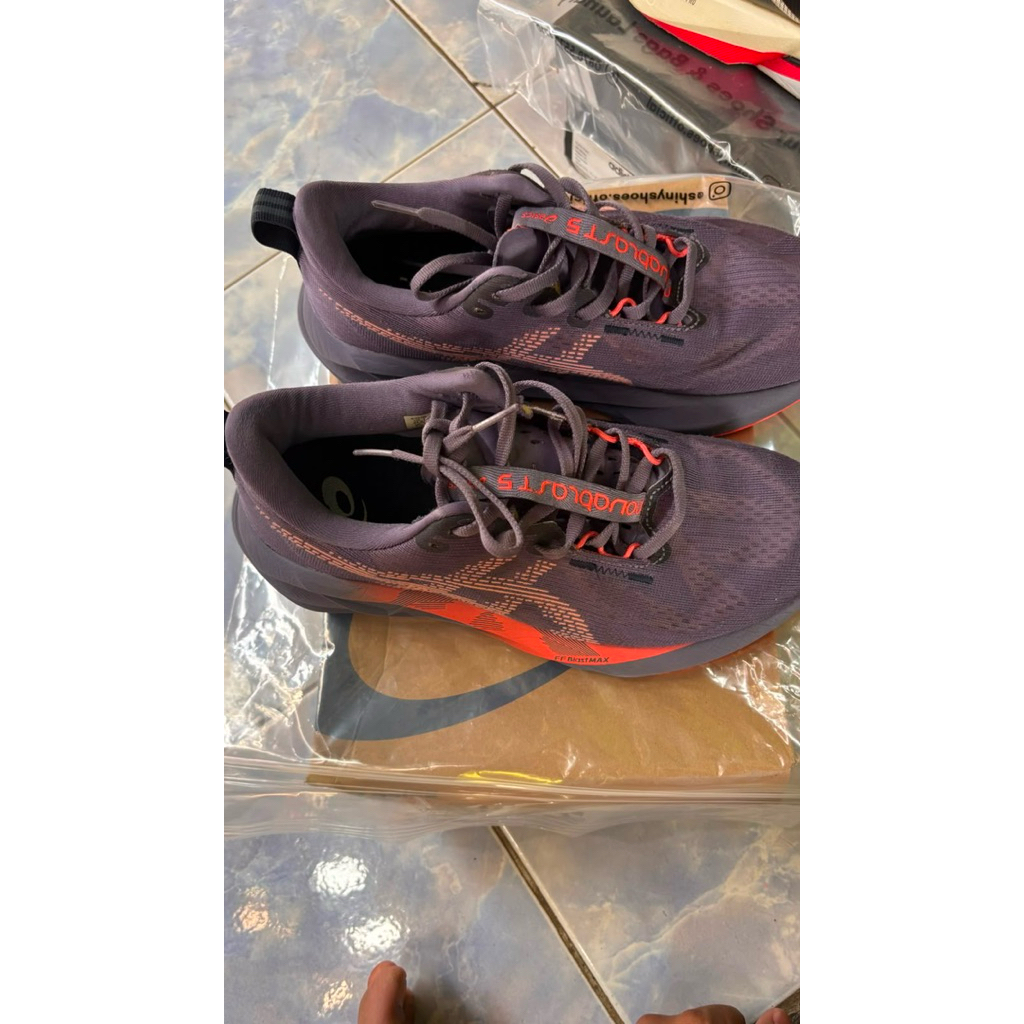 Asics novablast 5