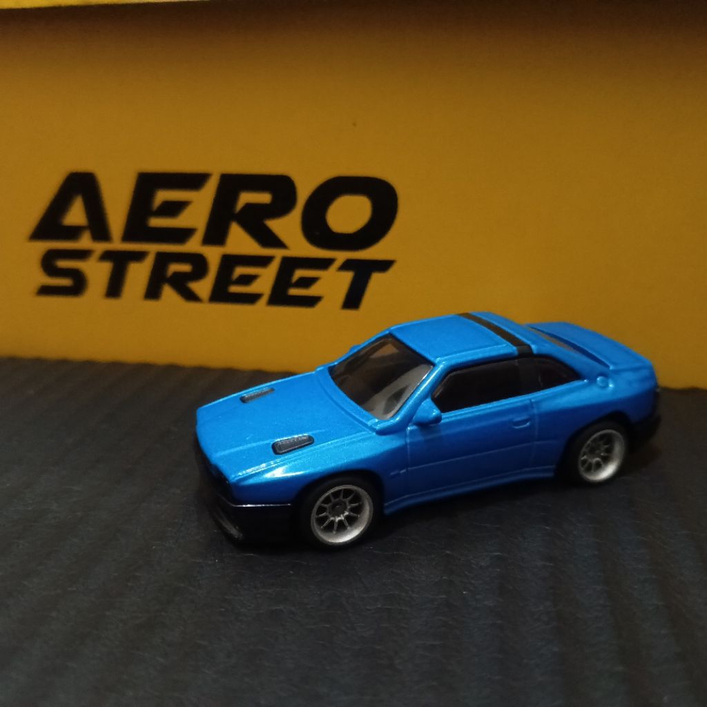 HW Maserati Shamal (Ban Karet) Biru