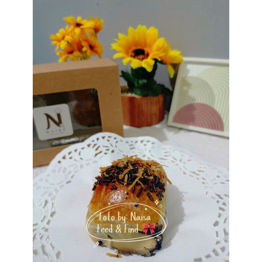 Bolen Pisang Cokelat Keju 1 Dus isi 10 pcs (Pre Order)