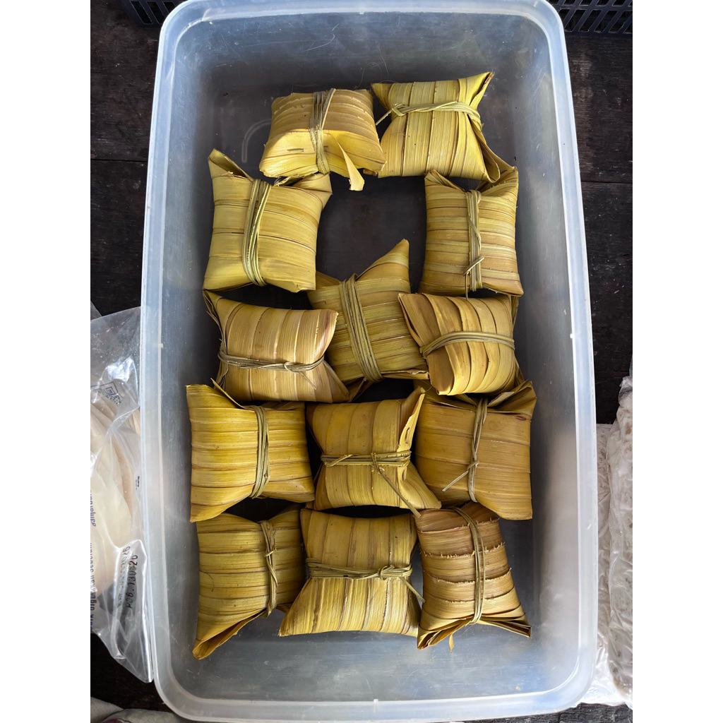 INSTAN - KUE LEPET KETAN KACANG PER 1 pcs