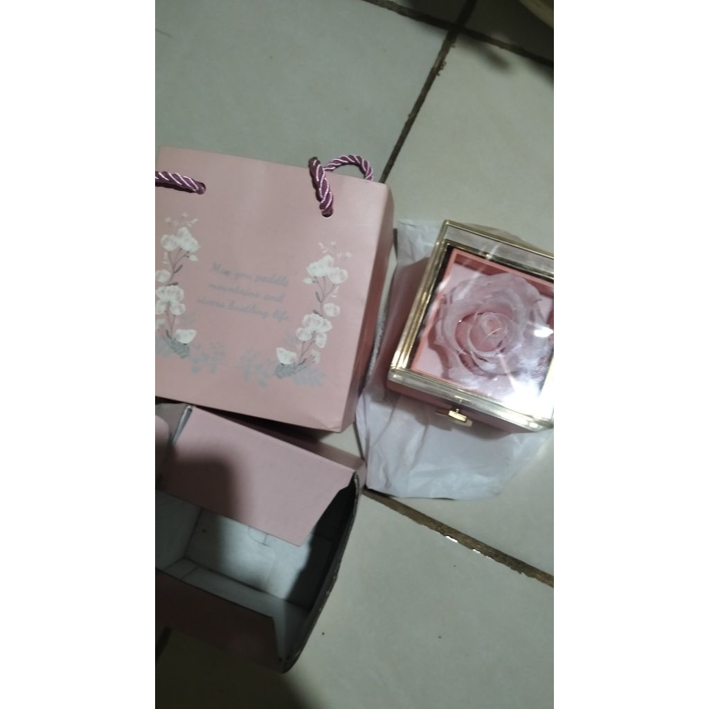 pl box cincin bunga