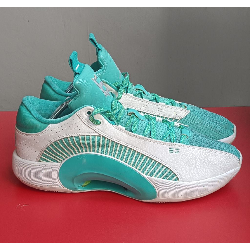 Jordan 35 low size 46