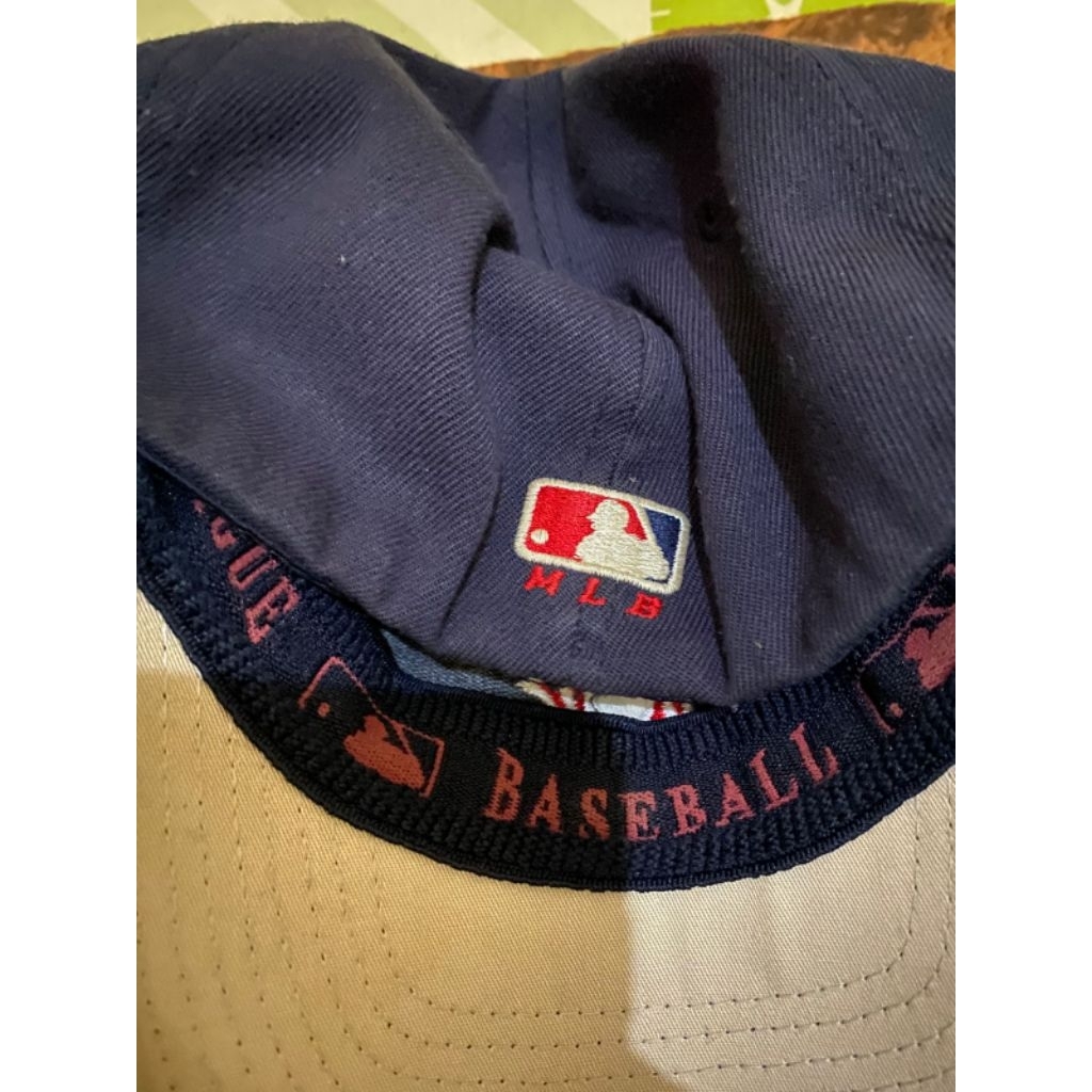 TOPI MLB B