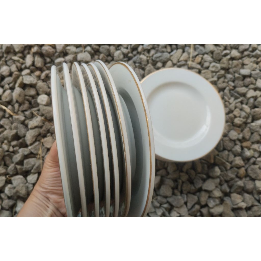 Piring kecil SANGO 17cm list gold (12pcs)