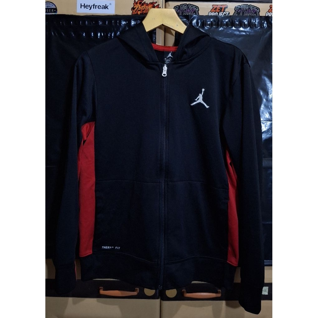 Hoodie Sweatshirt Air Jordan Therma Fit - Bekas Second