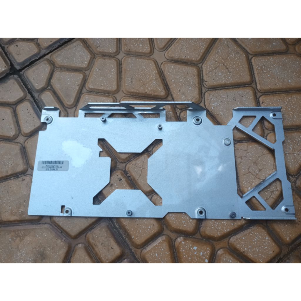 backplate sapphire rx 6600 xt nitro