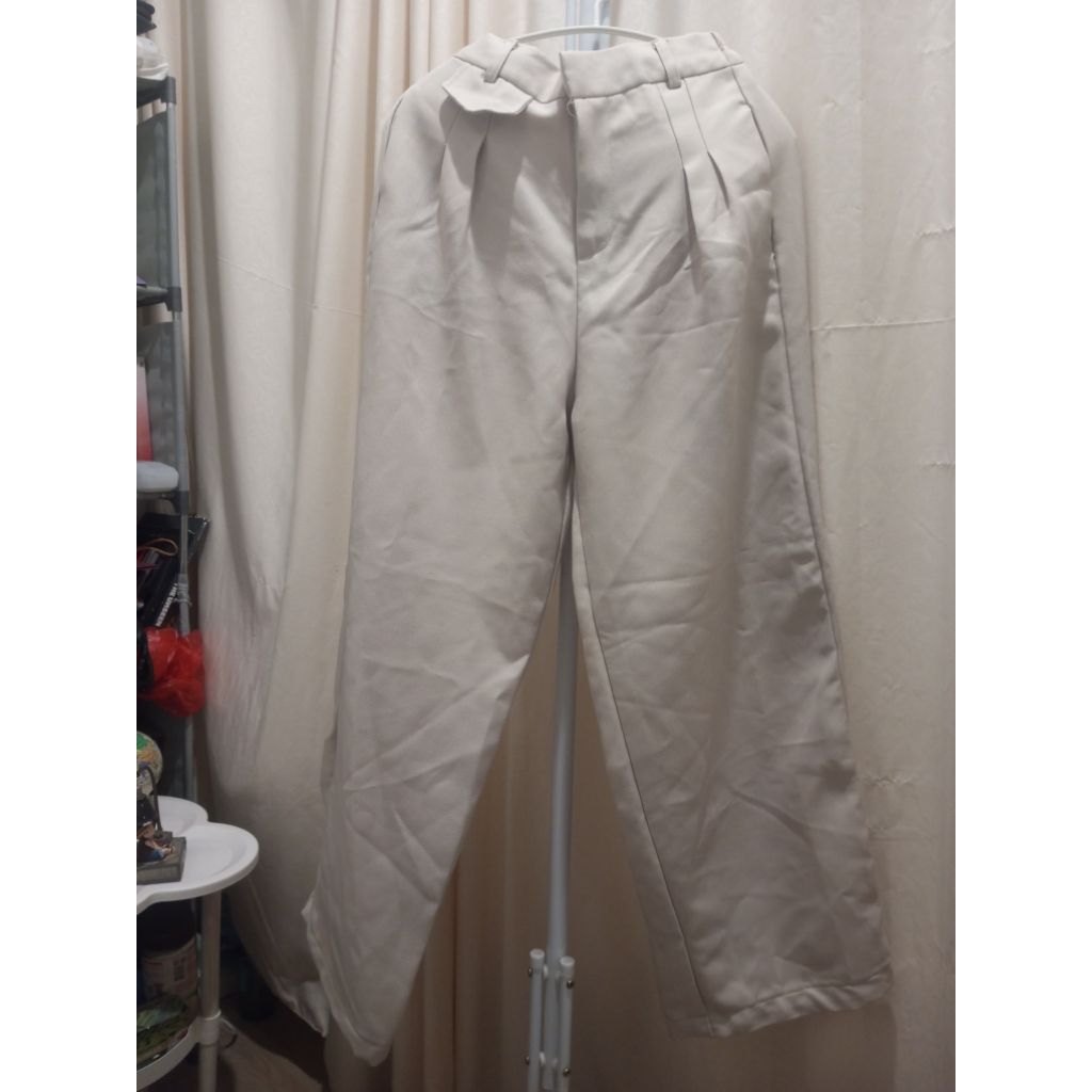preloved oro pants ivory cream celana kerja loose patns