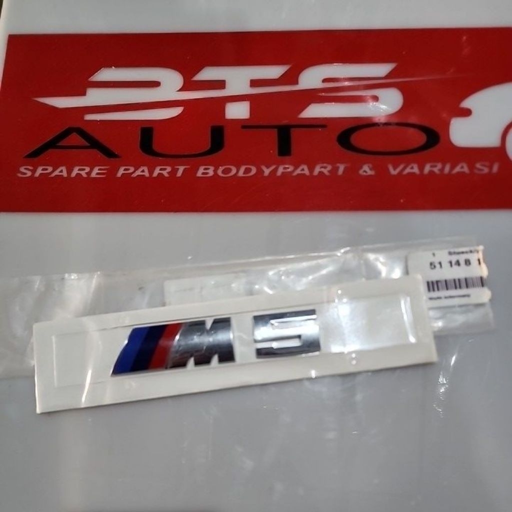 emblem bagasi BMW emlem tulisan M5