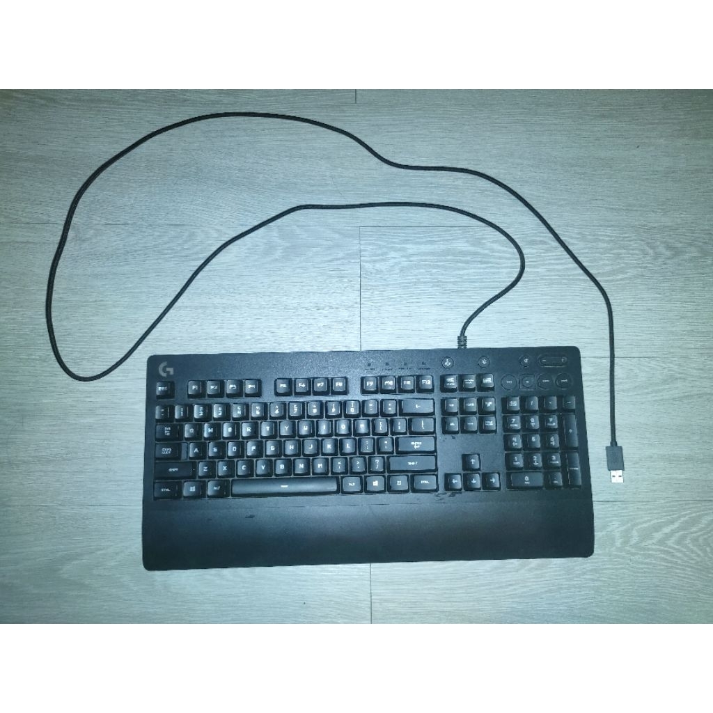 Logitech G213 Prodigy Keyboard Gaming Bekas