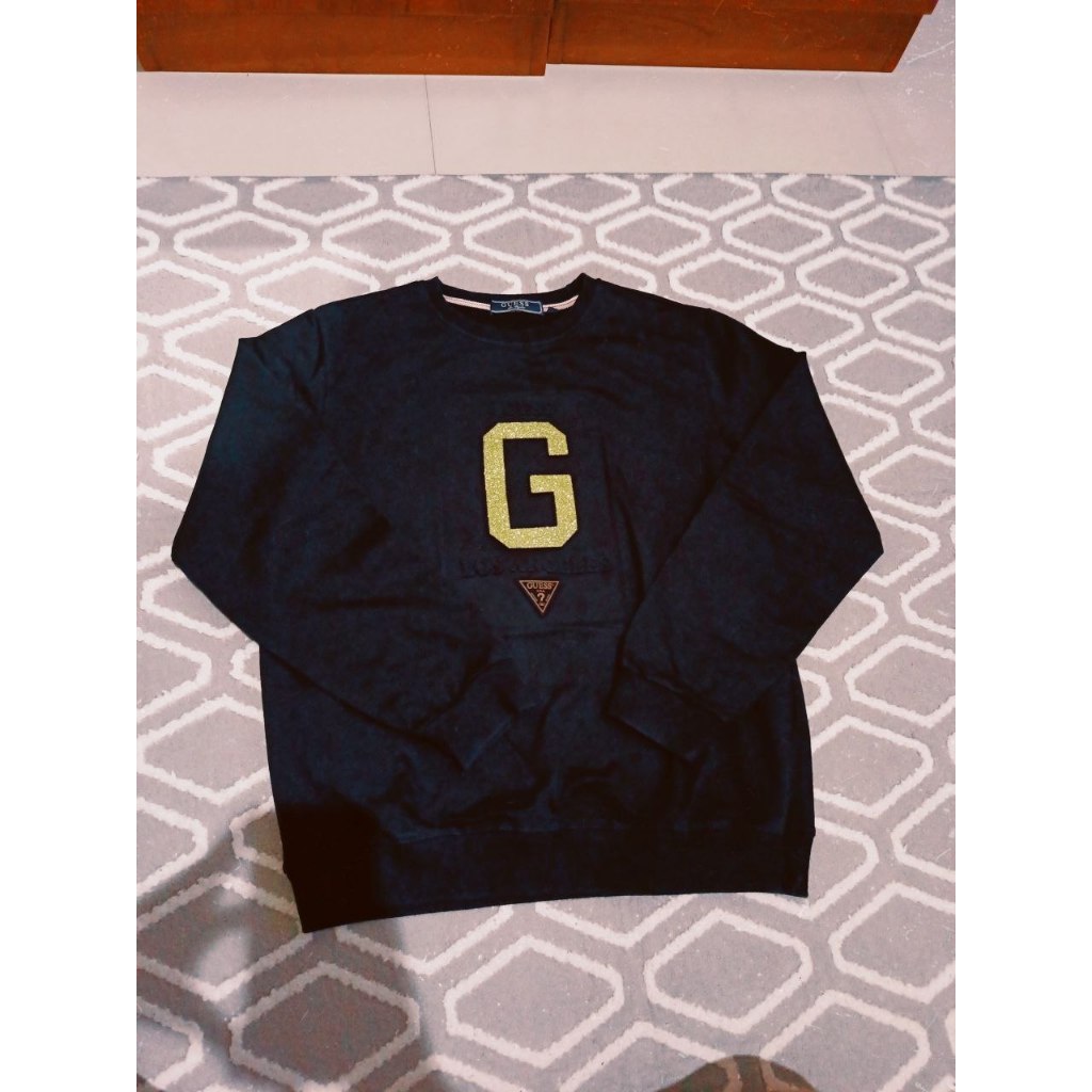 [PRELOVED] Guess Los Angeles Black Sweater Glitter