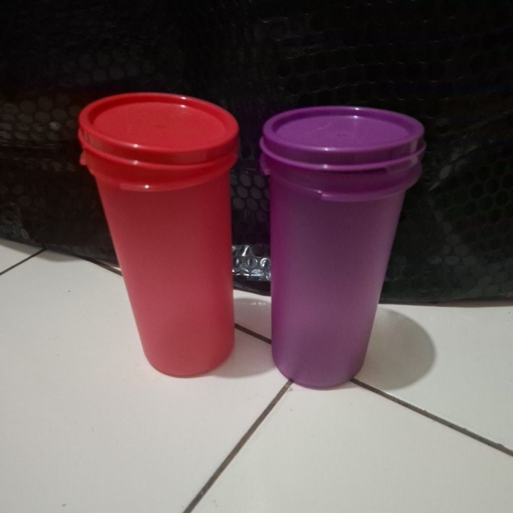 mm round tupperware