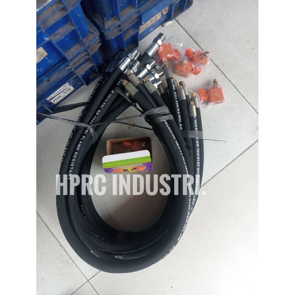 Selang gas  3/8 pigtail 12kg + regulator zeppelin