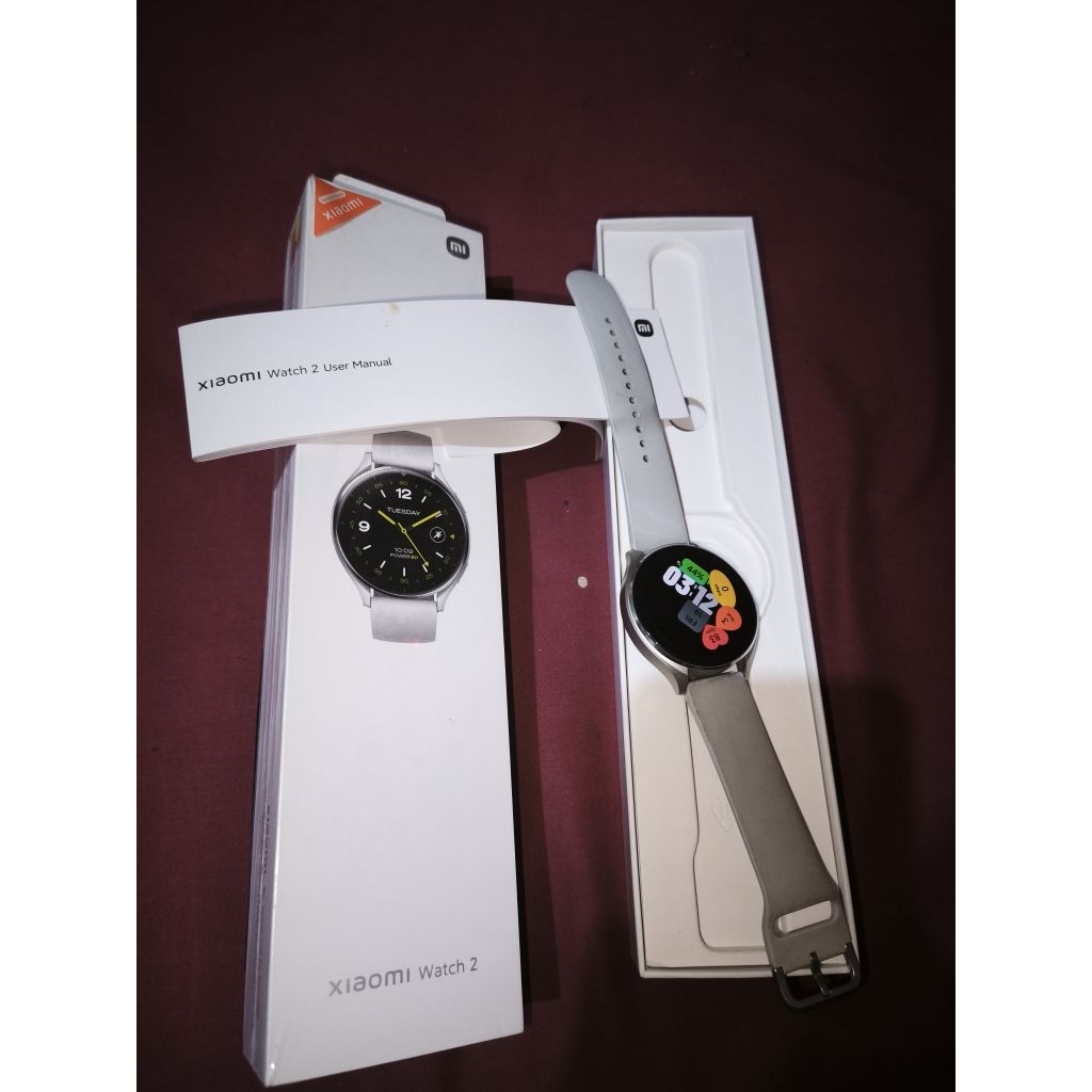 smartwatch XIAOMI WATCH 2 (Wear OS) GARANSI ON. SECOND-like new MULUS. BONUS STRAP KULIT COKELAT