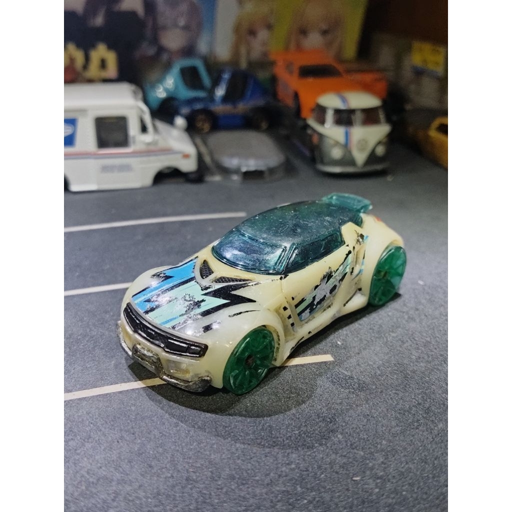 Hot Wheels High Voltage Loose Junk