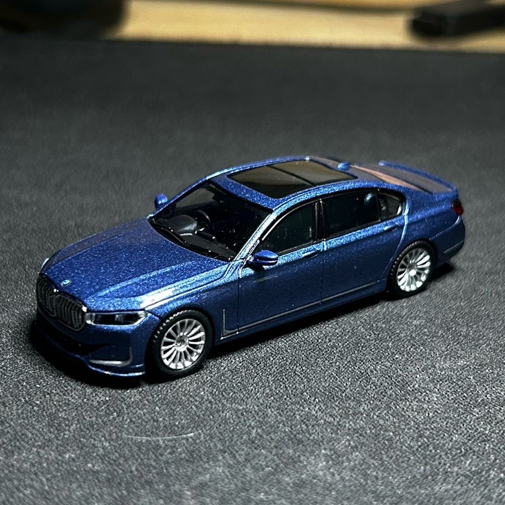 mini gt bmw b7 alpina blue