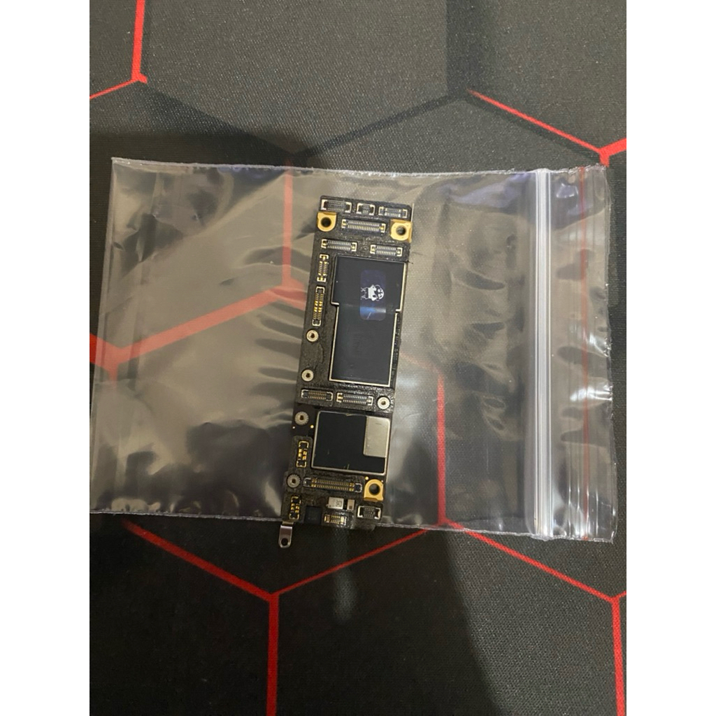 Mesin Iphone 11 64gb lock