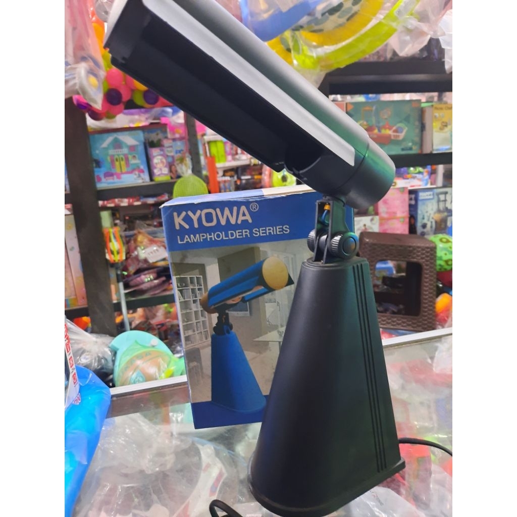 Lampu Belajar Kyowa