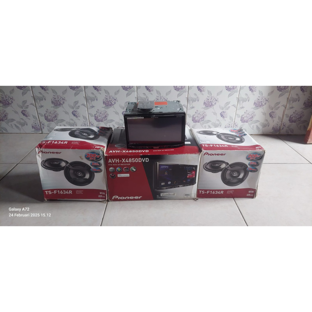 termurah, head unit pioner AVH-X4850DVD + sound pintu pioner TS-F1634R