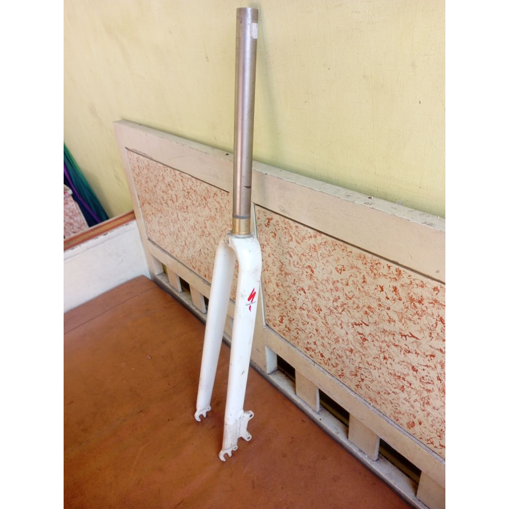 Fork Rigid OS specialized 700c cakram alloy