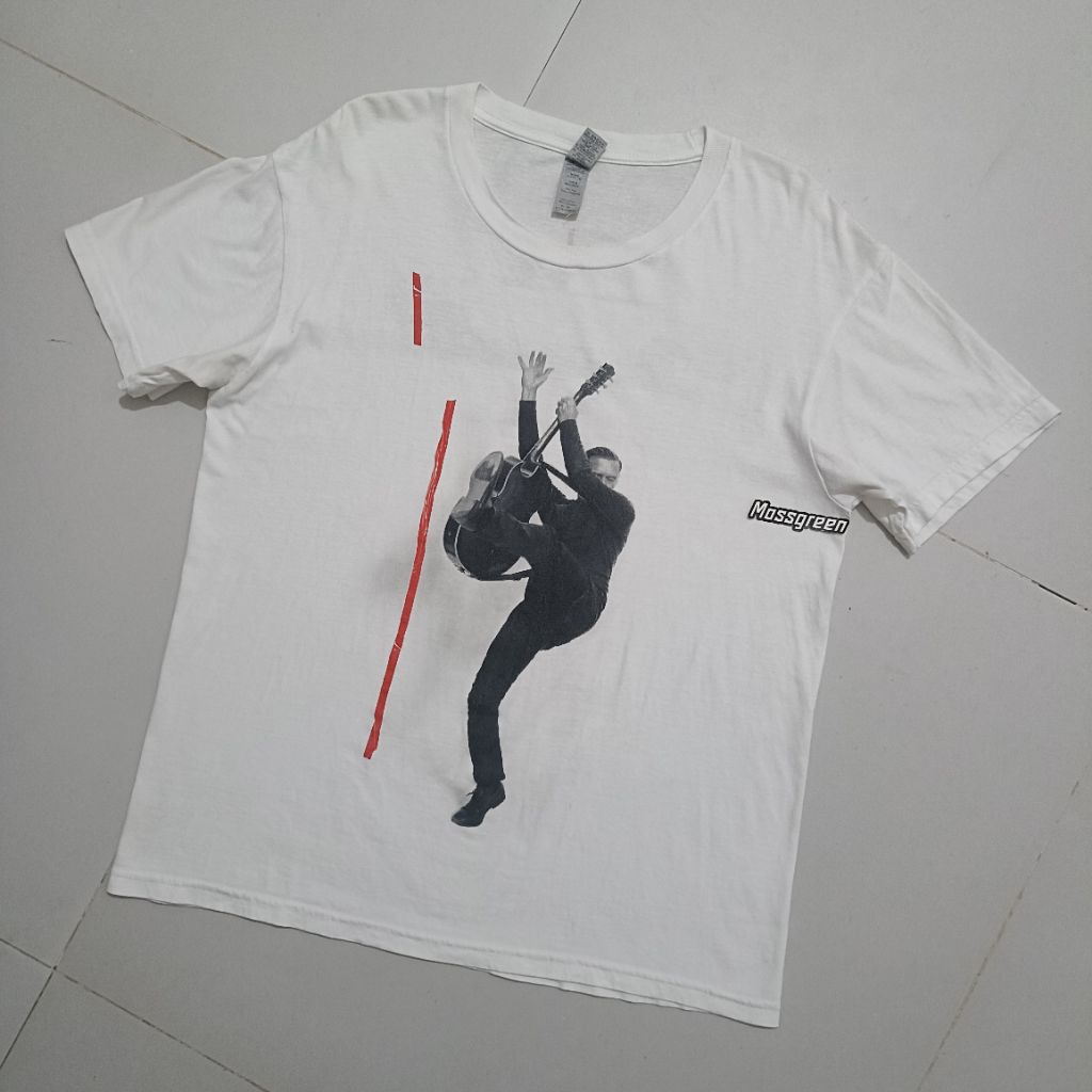 Kaos penyanyi Bryan adams tour tag gildan ,M