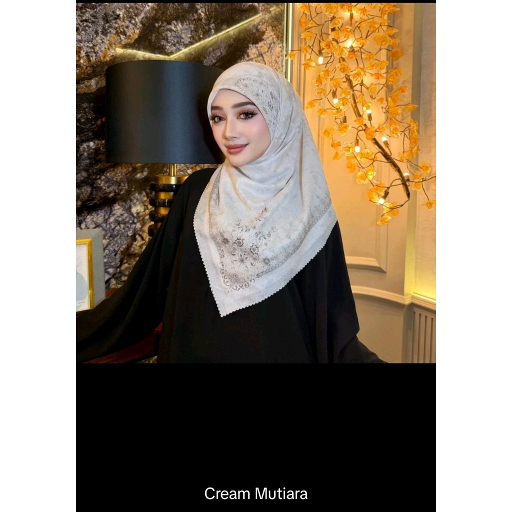 Hijab Shella Saukia