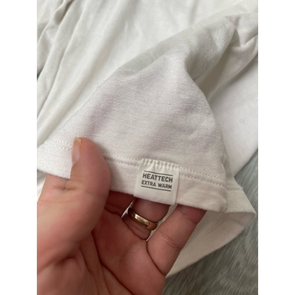 Preloved heattech kids extra warm 110 white