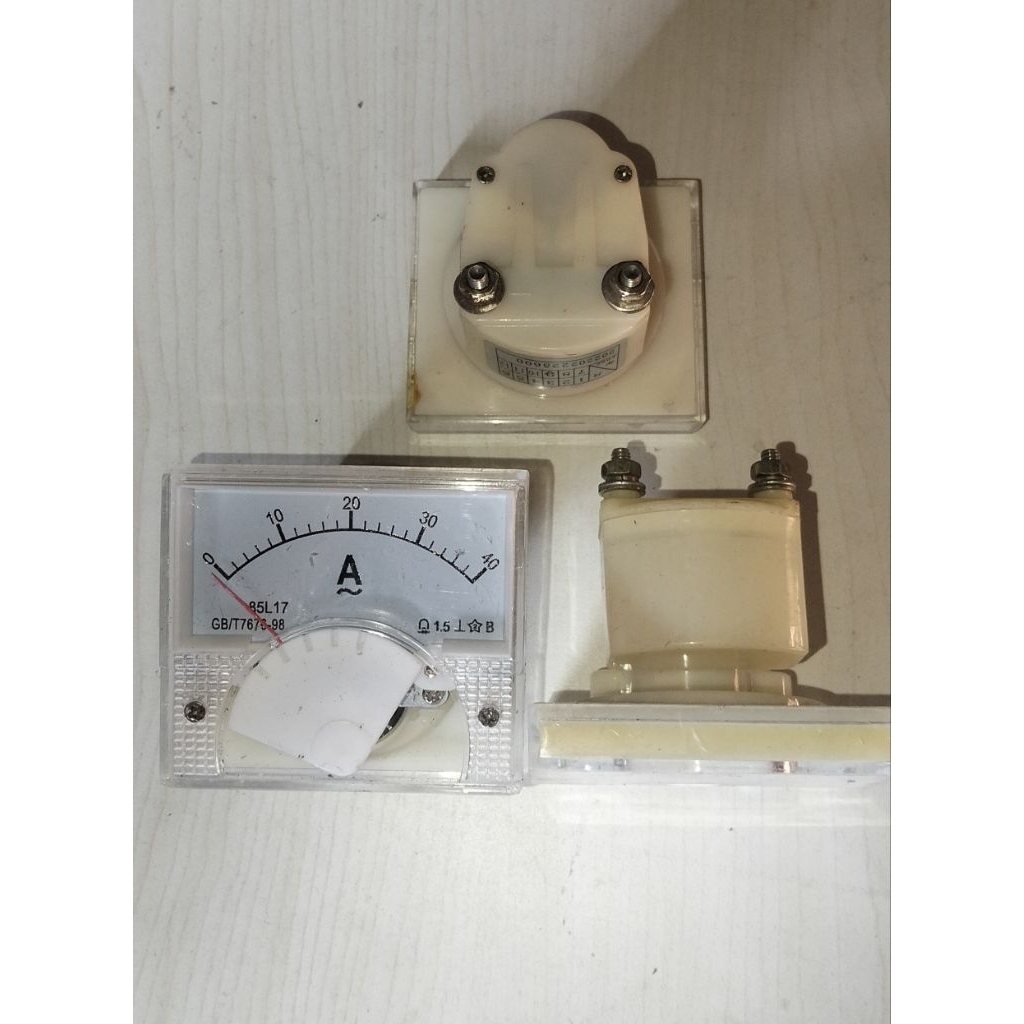 AMPERE METER ANALOG 85L17 40A BEKAS COPOTAN