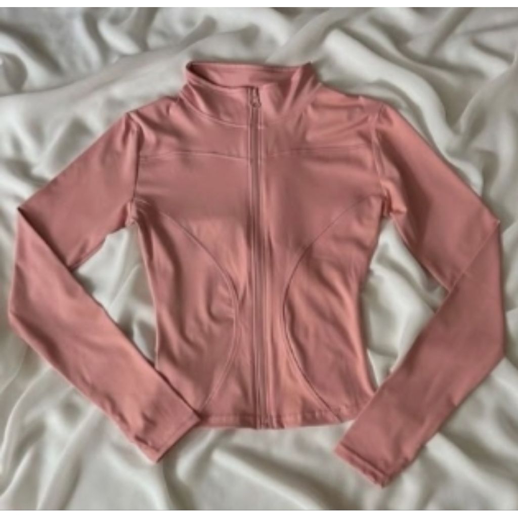 jaket olahraga preloved