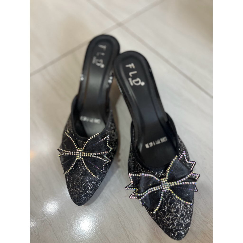 Preloved like new sandal pesta FLD/ Sandal sepatu FLD size 38