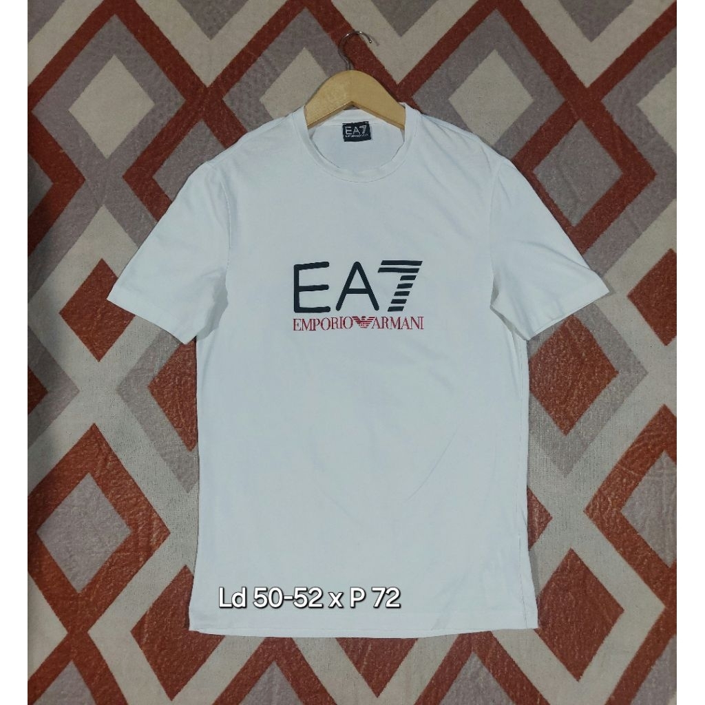 Kaos Emporia Armani