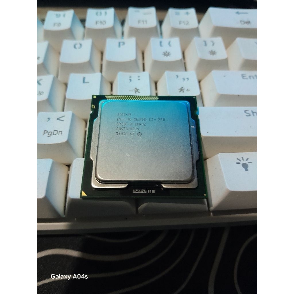 PROSESOR INTEL XEON E3 1220 SOKET 1155