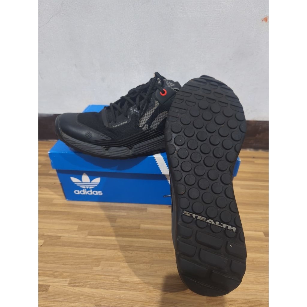 adidas fiveten trailcross size 42 2/3