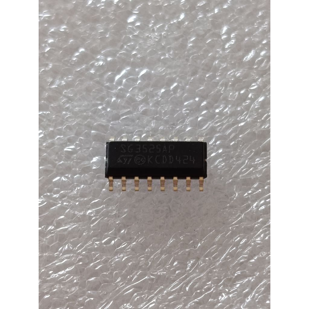 SG3525 AP original ST SG3525 SMD