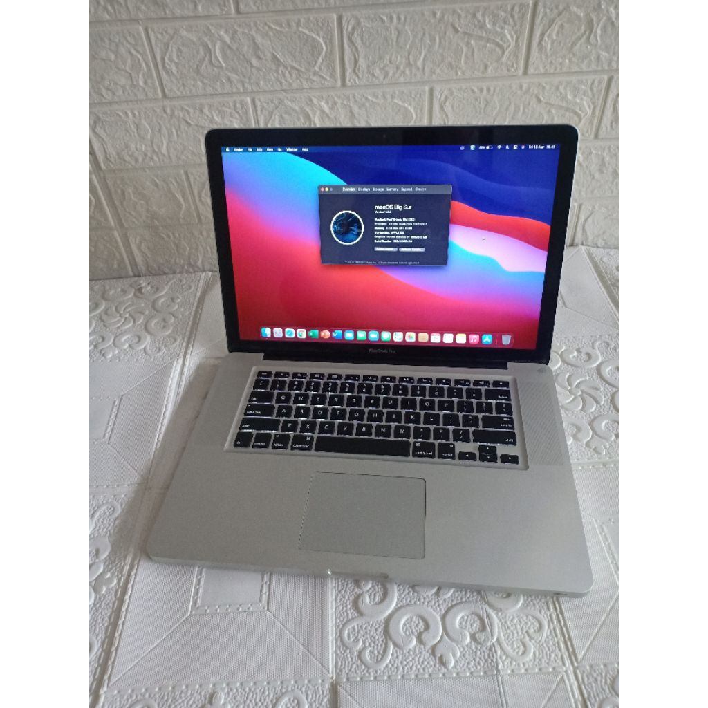 LAPTOP SECOND MACBOOK PRO 15 INCHI CORE i7 RAM 16GB SSD 512GB DUAL VGA LAYAR LEBAR MULTIMEDIA