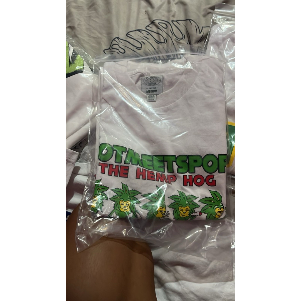 TSHIRT POT MEETS POP